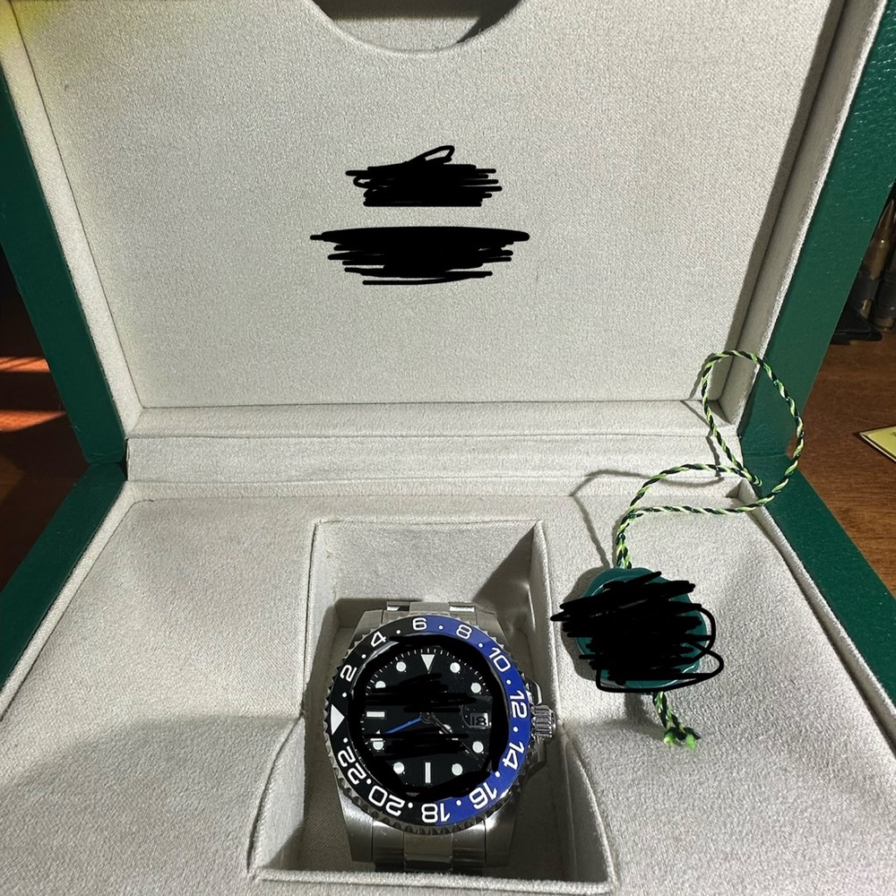 Luxury Men's Silver and Blue Watch